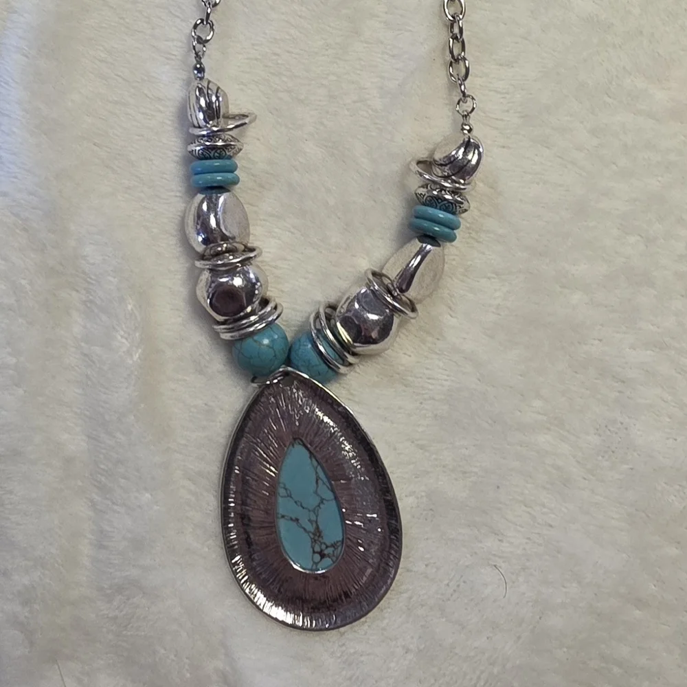 Turquoise and Silver Statement Necklace - Picture 4 of 4